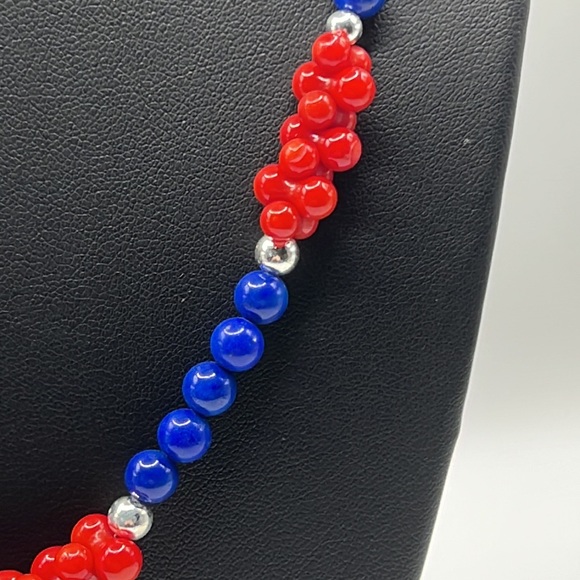 ARTISAN RED CORAL, LAPIS, PEARL, AND STERLING SILVER 20” NECKLACE - Picture 4 of 9